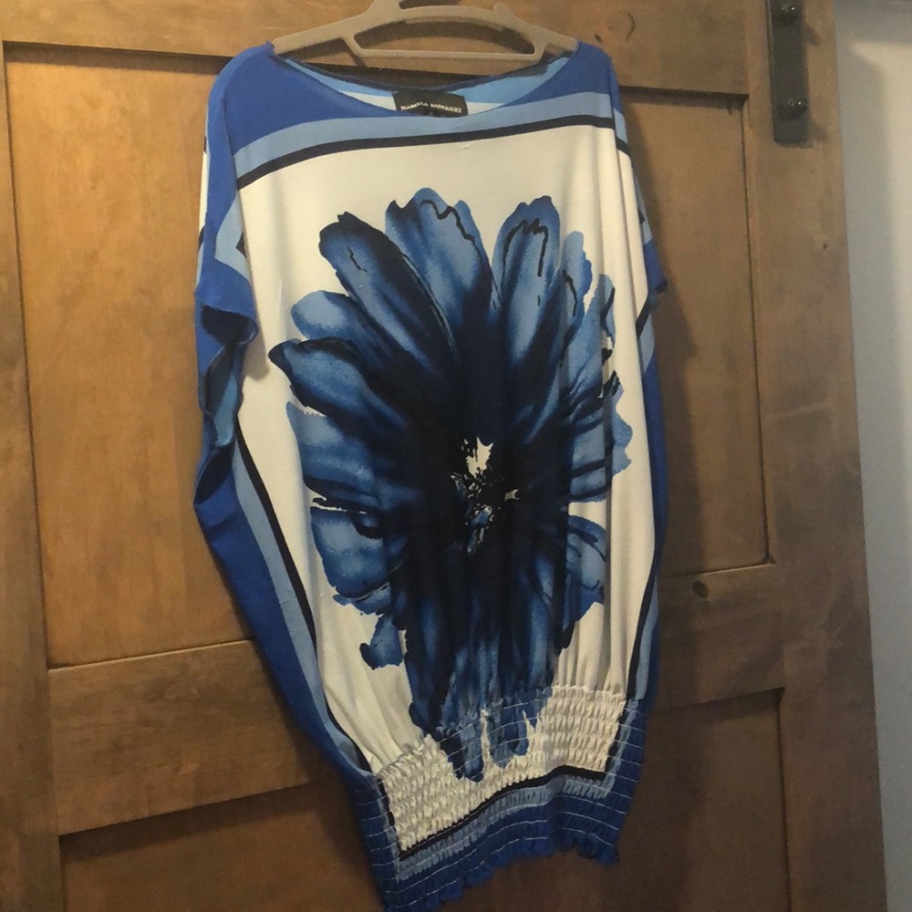 3/$10 Isabella Rodriguez top size medium